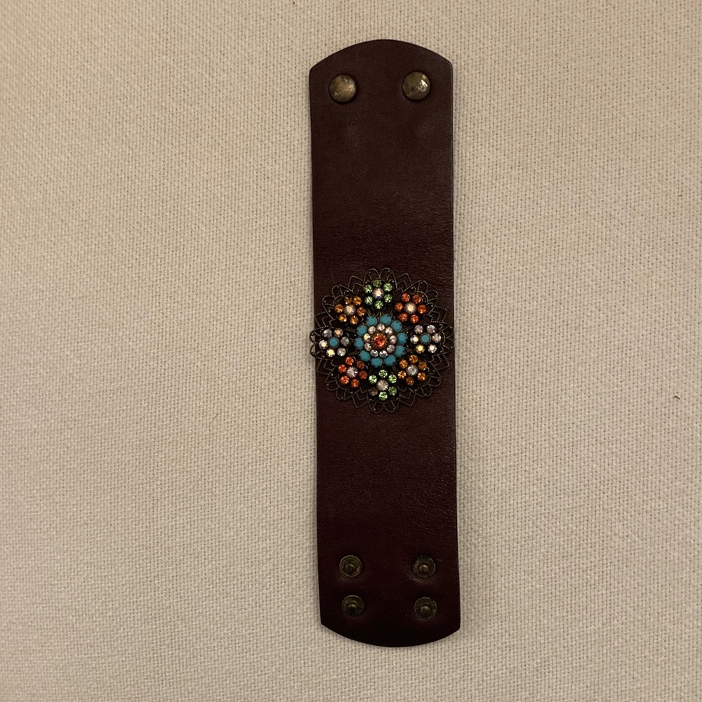 Brown Leather Bracelet with Colorful Beaded Design